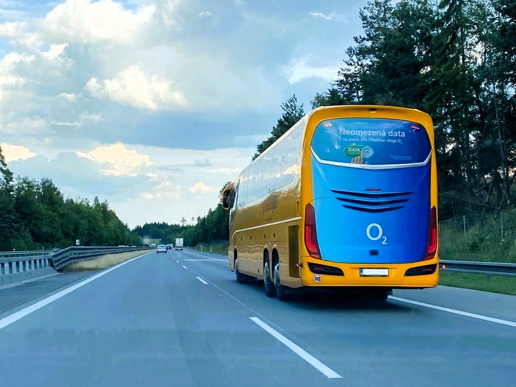 O2 kampaň na autobusoch RegioJet
