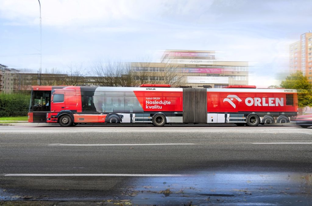 Kreatívny Celopolep Orlen s cisternou na autobuse